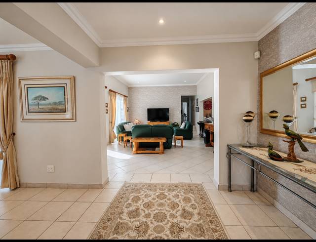 3 BEDROOM HOUSE FOR SALE IN THREE RIVERS EAST
